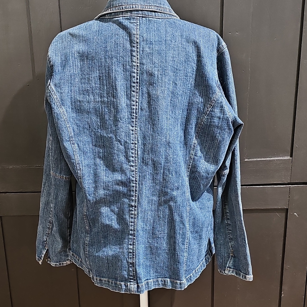 Women’s Blue Denim Ruffle-Trim Jacket - Picture 5 of 6